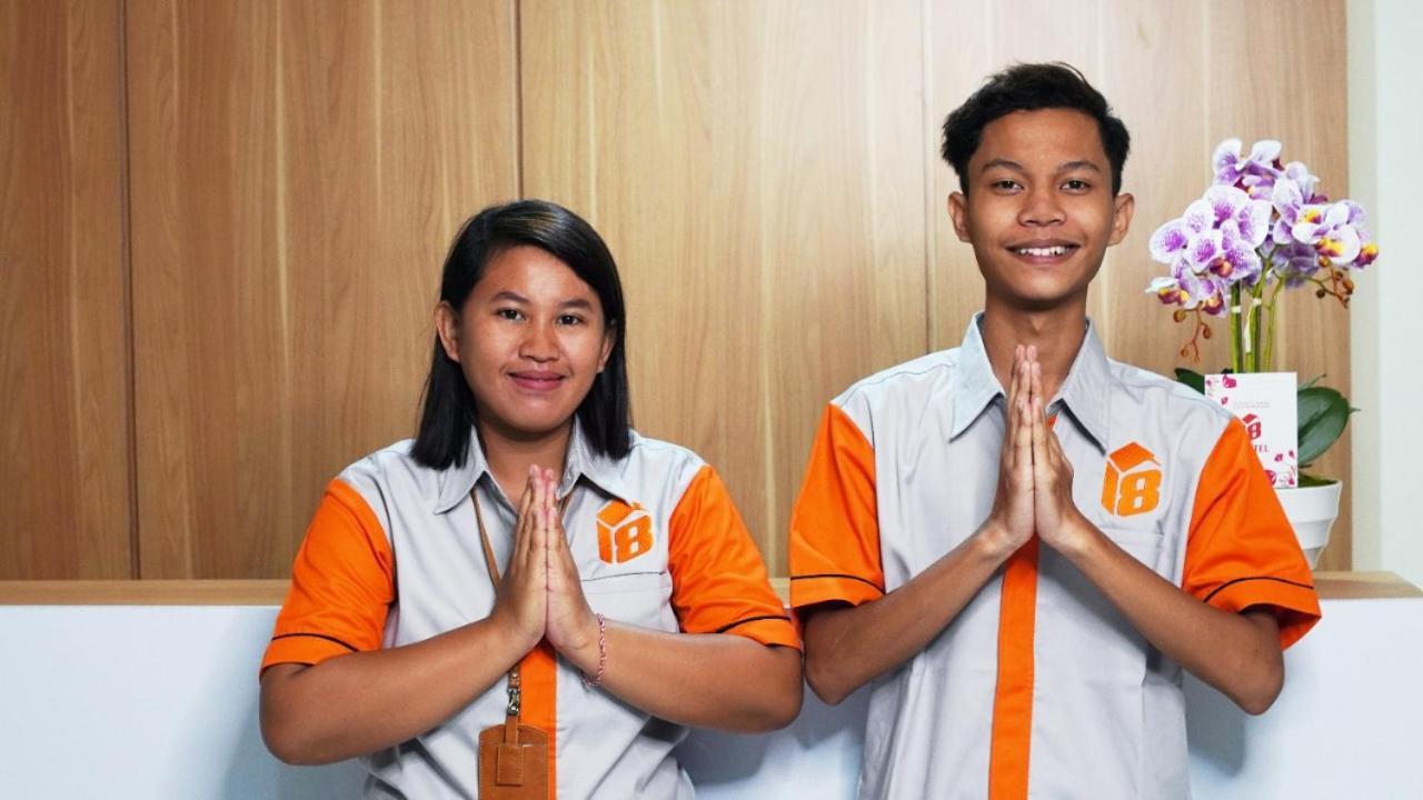 Hostel 18 Pasangan Butuh Surat Nikah Bandung Ngoại thất bức ảnh