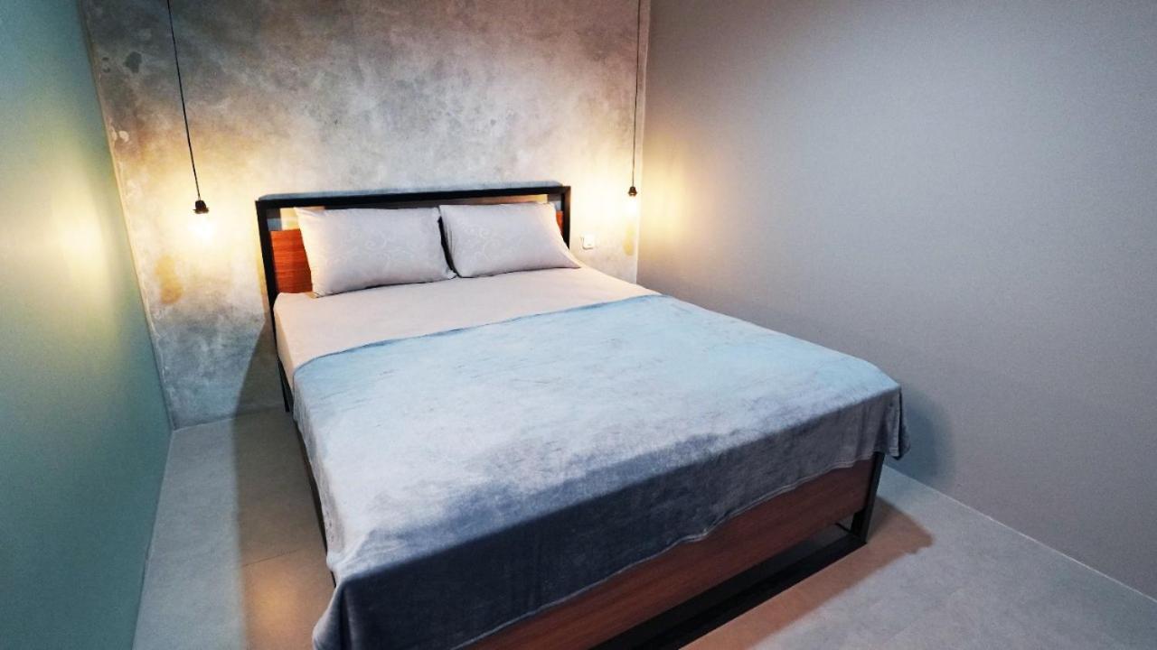 Hostel 18 Pasangan Butuh Surat Nikah Bandung Ngoại thất bức ảnh